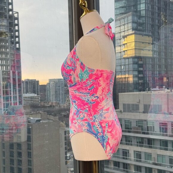 🆕 LILLY PULITZER 🧿 NWOT Lanai Halter 1PC Swimsuit, Light Pascha Pink - Sz 6 - Picture 6 of 13